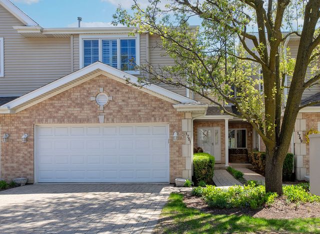 1751 Park Ridge Point, Park Ridge, IL 60068