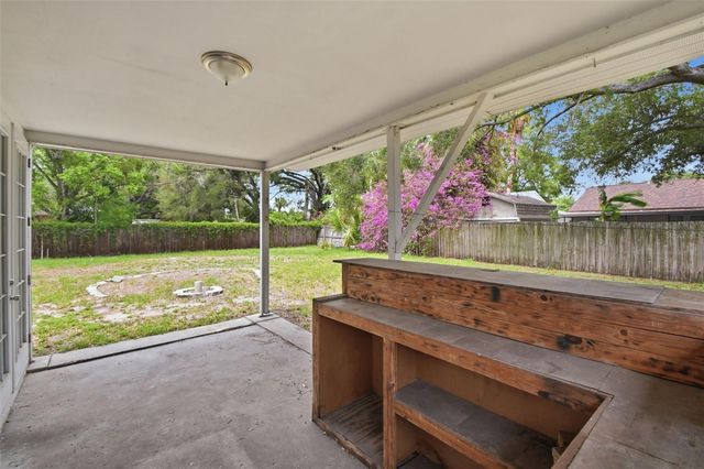 6726 S DAUPHIN AVENUE, Tampa, FL 33611