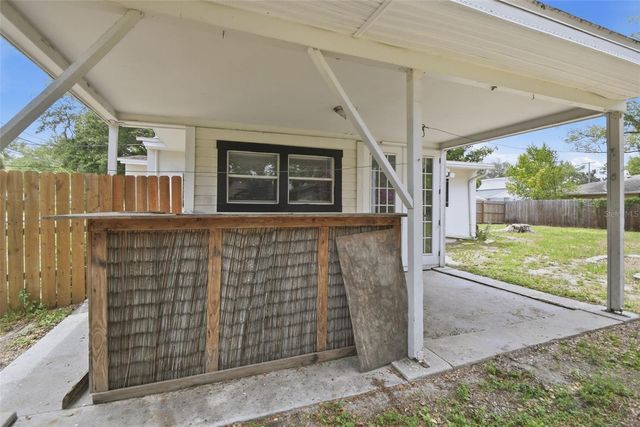 6726 S DAUPHIN AVENUE, Tampa, FL 33611