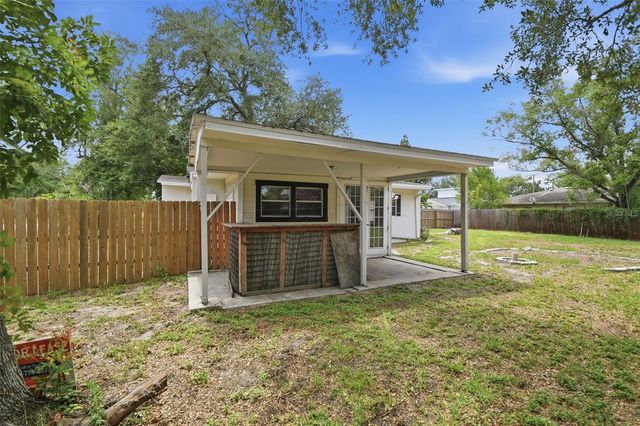 6726 S DAUPHIN AVENUE, Tampa, FL 33611