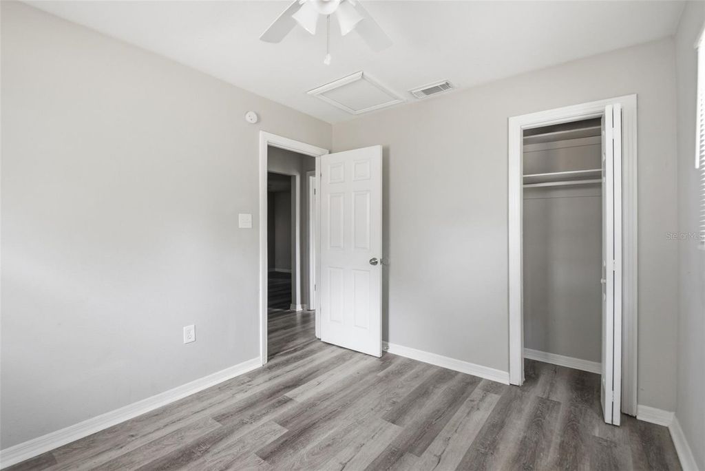 Image 18 of property listing at 6726 S DAUPHIN AVENUE, Tampa, FL 33611