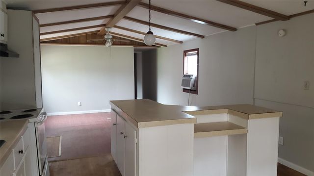 865 Omeara, Montgomery, TX 77316