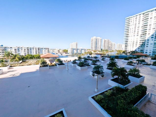 290 174th Street 503, Sunny Isles Beach, FL 33160