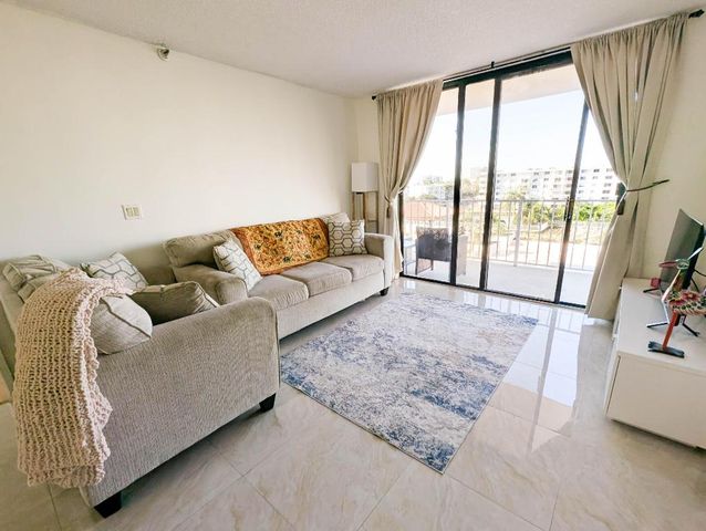 290 174th Street 503, Sunny Isles Beach, FL 33160