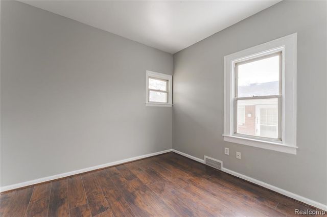 1623 Electric Avenue, Lincoln Park, MI 48146