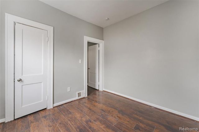 1623 Electric Avenue, Lincoln Park, MI 48146