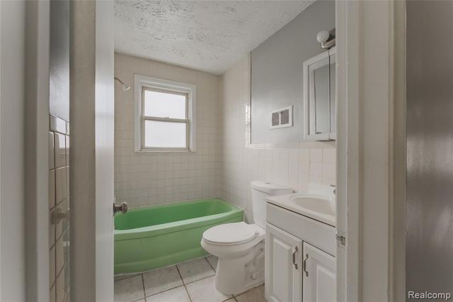 1623 Electric Avenue, Lincoln Park, MI 48146