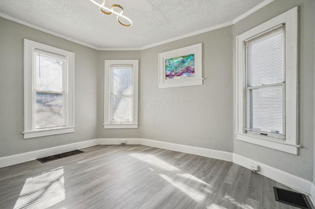 156 S Eureka Avenue, Columbus, OH 43204
