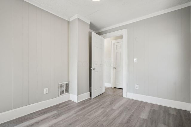 156 S Eureka Avenue, Columbus, OH 43204