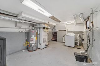 32 Waverly Dr, West Drive, Middlesex, NJ 08817