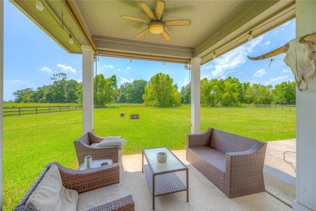 122 Maryville Lane, Liberty, TX 77575
