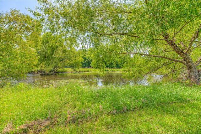122 Maryville Lane, Liberty, TX 77575