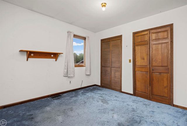 238 Parkwood Drive, Metamora, MI 48455