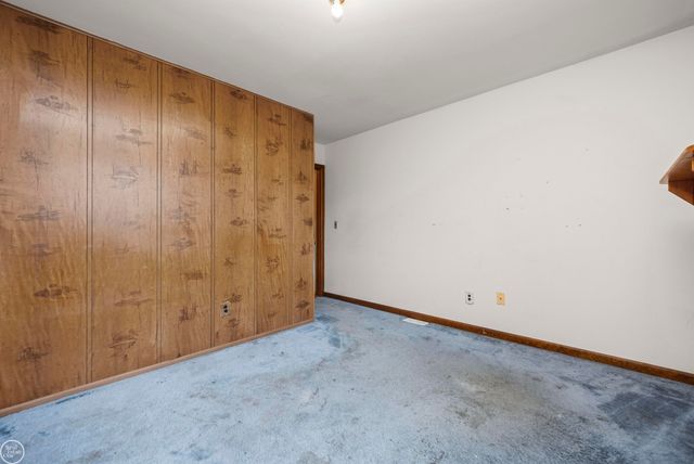 238 Parkwood Drive, Metamora, MI 48455