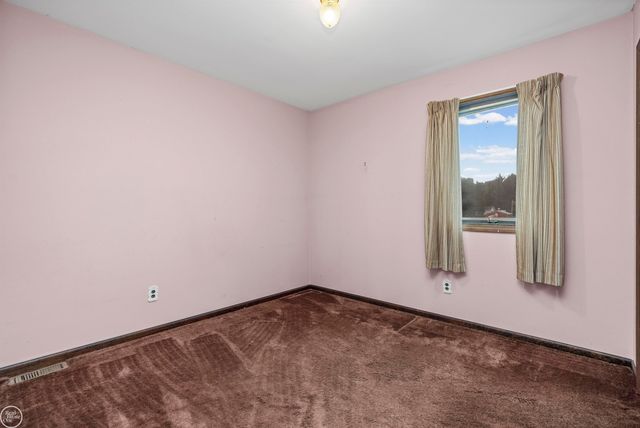 238 Parkwood Drive, Metamora, MI 48455
