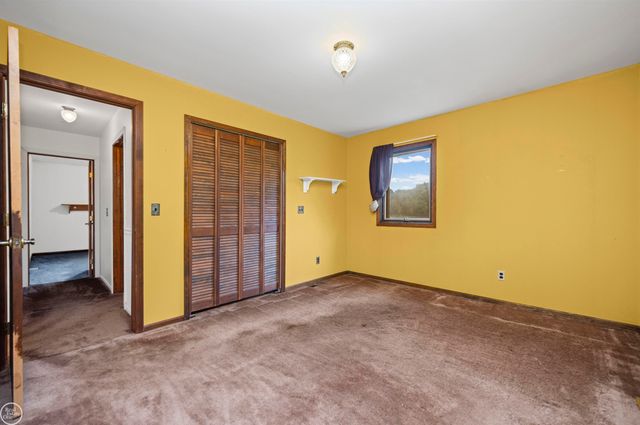 238 Parkwood Drive, Metamora, MI 48455