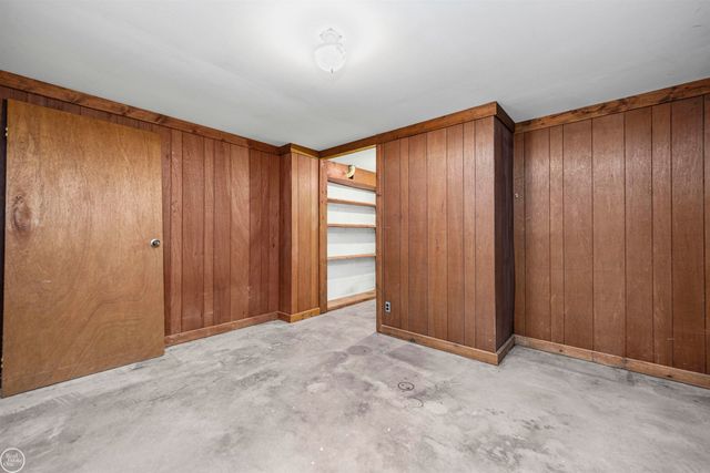 238 Parkwood Drive, Metamora, MI 48455