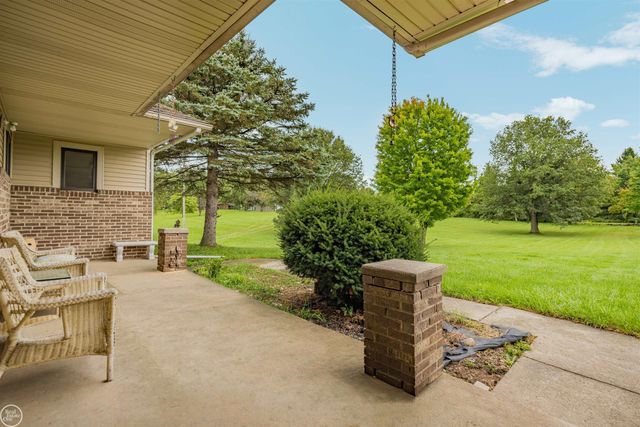 238 Parkwood Drive, Metamora, MI 48455