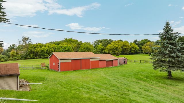 238 Parkwood Drive, Metamora, MI 48455