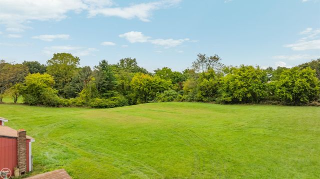 238 Parkwood Drive, Metamora, MI 48455