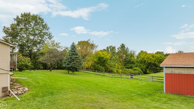 238 Parkwood Drive, Metamora, MI 48455