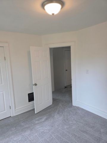 57 Richton Street, Highland Park City, MI 48203
