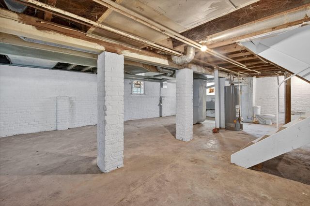 57 Richton Street, Highland Park City, MI 48203