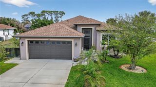 2522 Dora CT, Lehigh Acres, FL 33971
