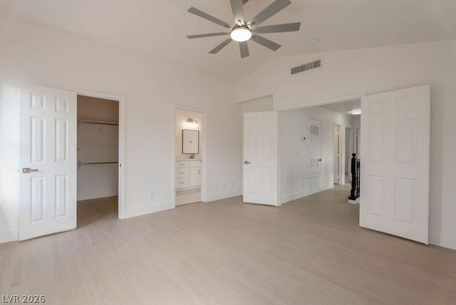 2118 Fountain Springs Drive, Henderson, NV 89074
