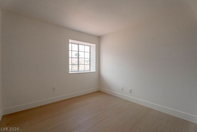 2118 Fountain Springs Drive, Henderson, NV 89074