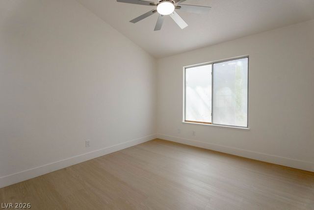 2118 Fountain Springs Drive, Henderson, NV 89074