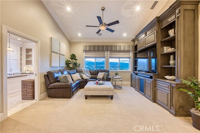 32 Panorama, Laguna Hills, CA 92679