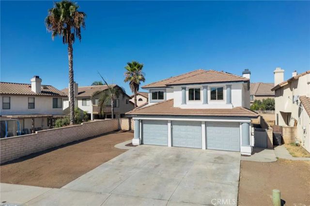 15575 La Entrada, Moreno Valley, CA 92551