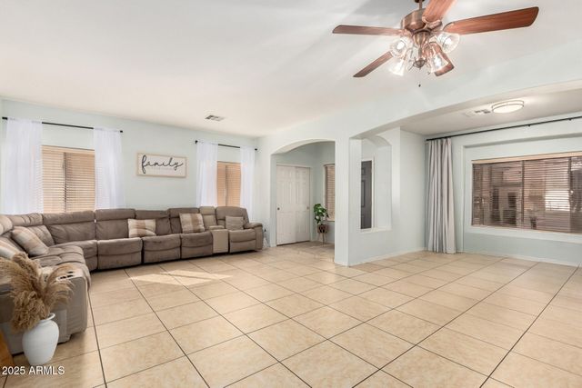 1909 S 80TH Avenue, Phoenix, AZ 85043