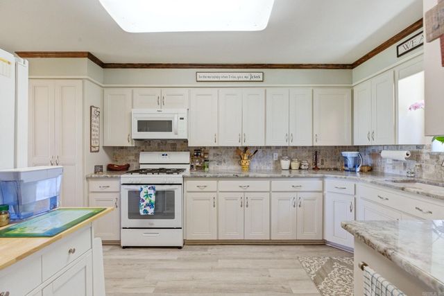 393 Brown Lane, Benton, AR 72019