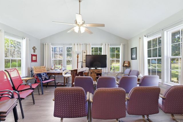 393 Brown Lane, Benton, AR 72019