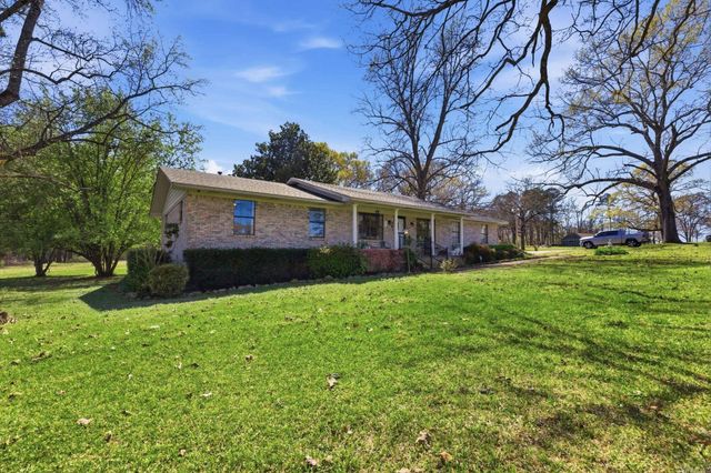 393 Brown Lane, Benton, AR 72019