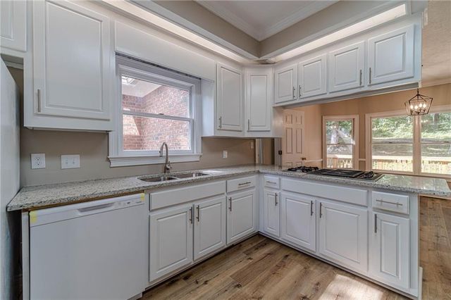 3031 Alta Ridge Way, Snellville, GA 30078