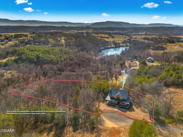 53 Kenneth Overlook, Kodak, TN 37764