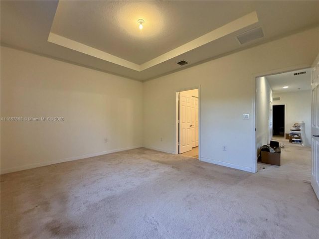 698 SE 34th Ter, Homestead, FL 33033