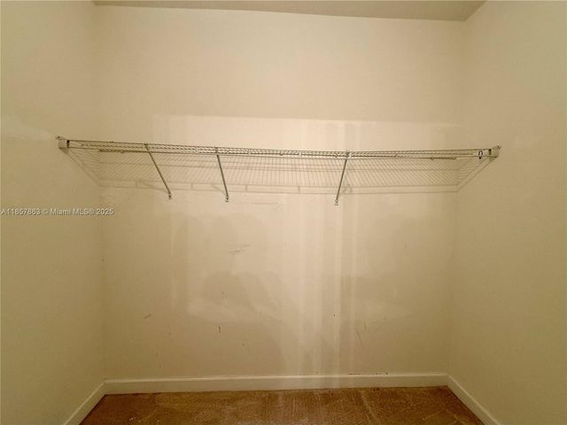 698 SE 34th Ter, Homestead, FL 33033