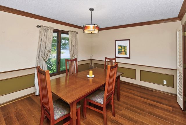 1572 NW 109th Street, Clive, IA 50325