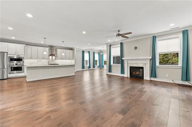 2909 Bermuda Grass LOOP, Virginia Beach, VA 23453