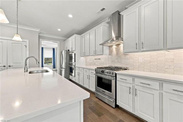 2909 Bermuda Grass LOOP, Virginia Beach, VA 23453