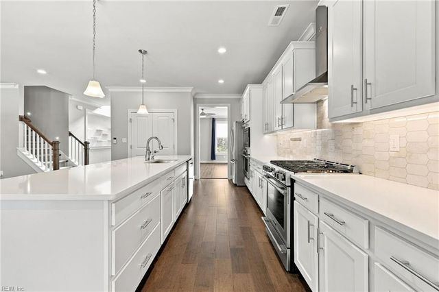 2909 Bermuda Grass LOOP, Virginia Beach, VA 23453