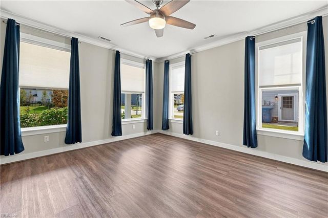 2909 Bermuda Grass LOOP, Virginia Beach, VA 23453