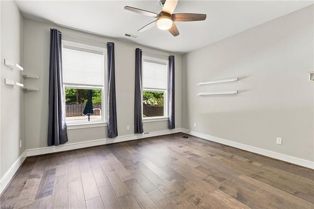 2909 Bermuda Grass LOOP, Virginia Beach, VA 23453