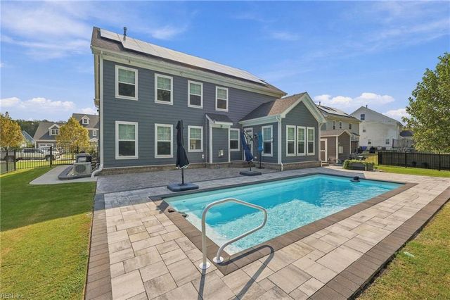 2909 Bermuda Grass LOOP, Virginia Beach, VA 23453