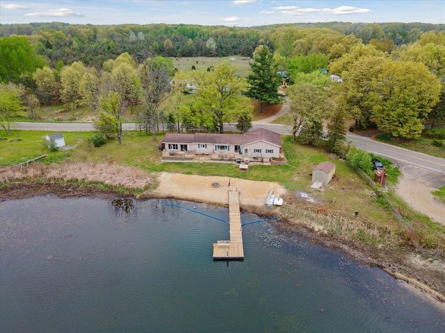 11361 W Cannonsville Road, Trufant, MI 49347