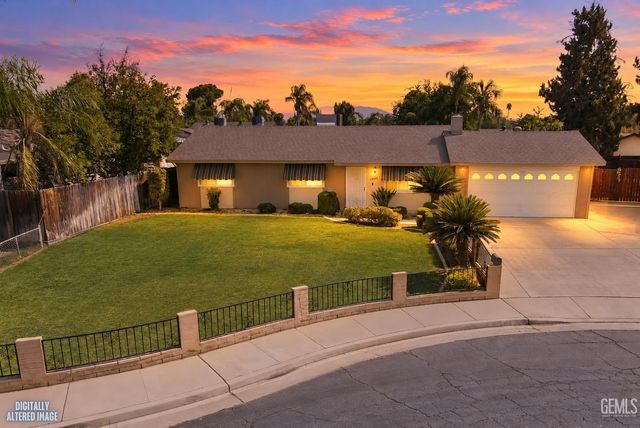 2804 Stanyan Court, Bakersfield, CA 93309